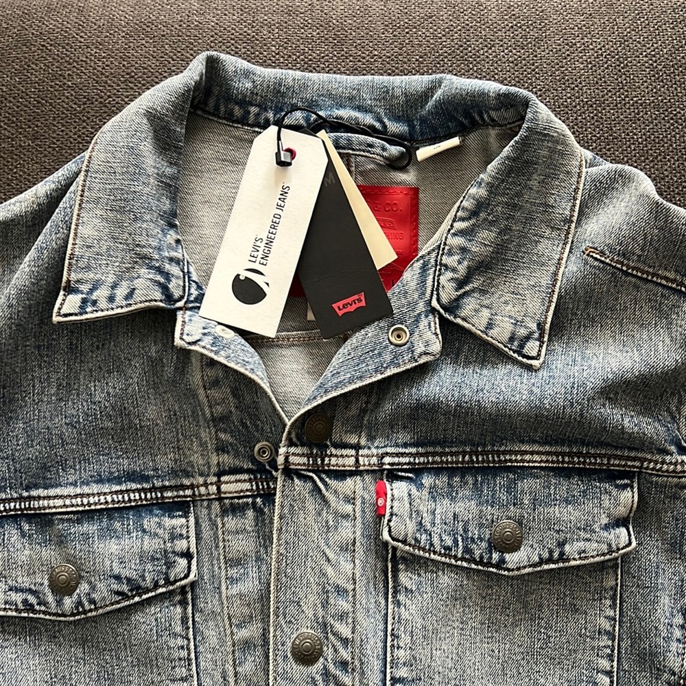 (NWT) Levi’s Engineered Jeans Trucker Jacket